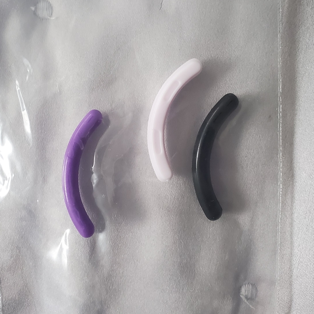 New never used Eyelash Curler inserts